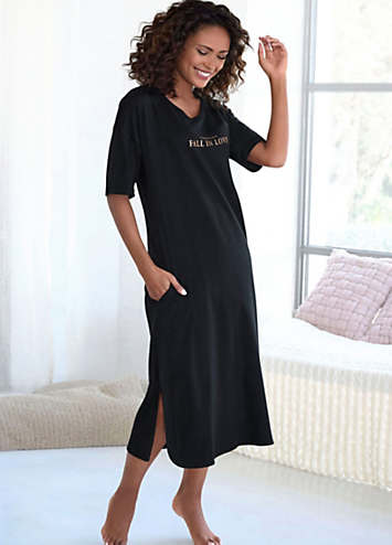 Long black nightgown with hot sale sleeves