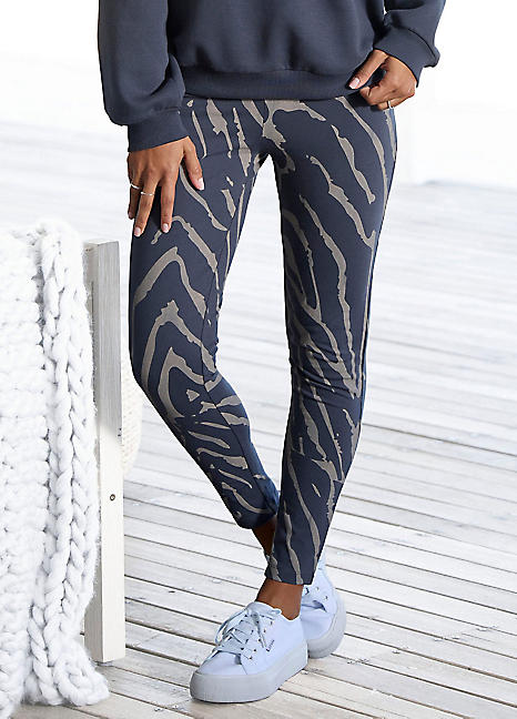 active by LASCANA Animal Print Leggings