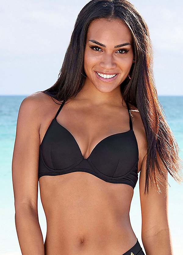 Halterneck bikini orders push up